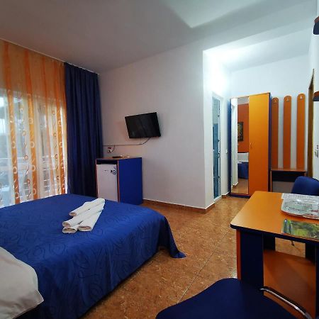 Vila Oranj Hotel Costinesti Exterior photo